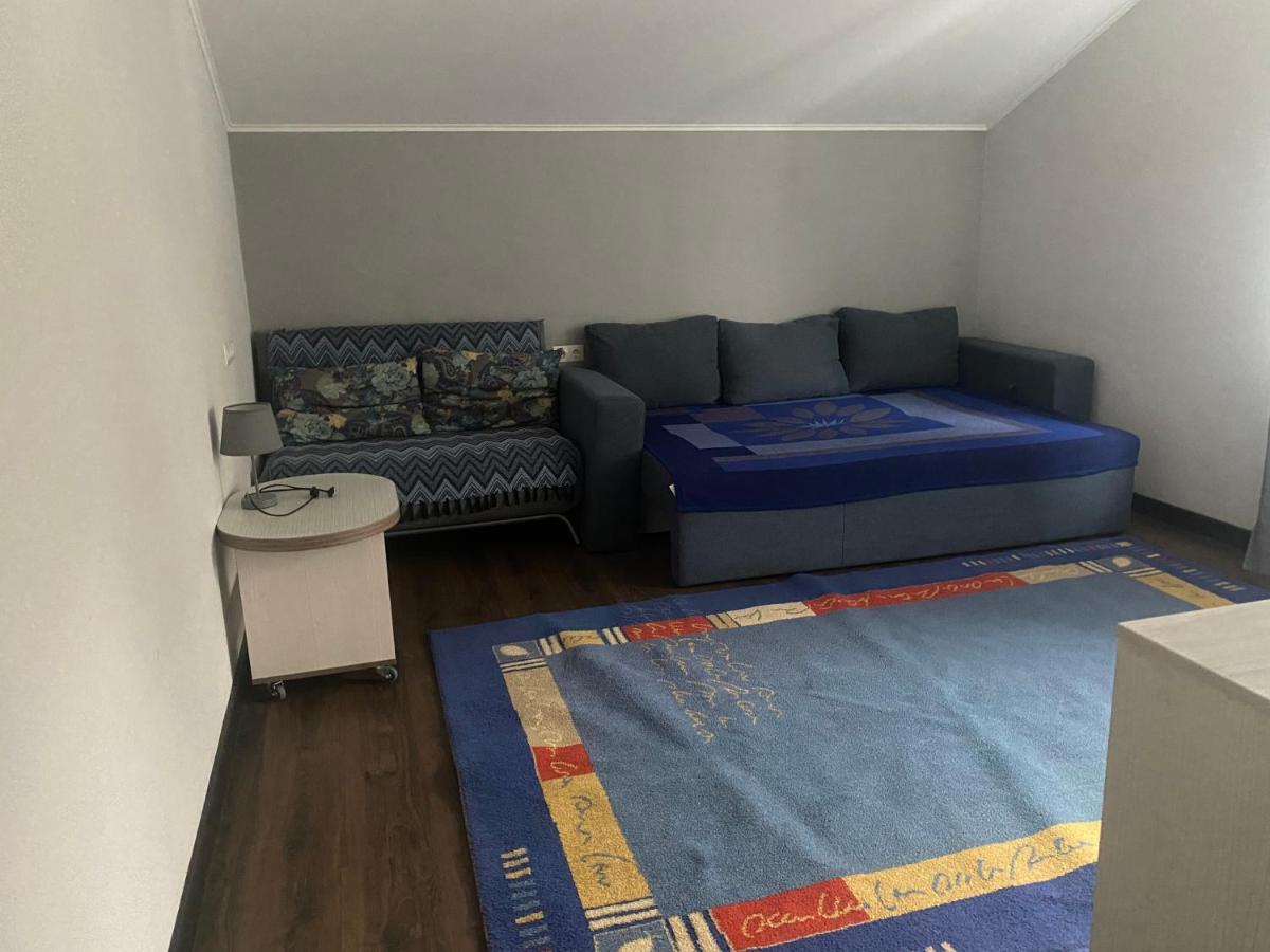 Guest House Olzhycha 45 Б Киев Екстериор снимка